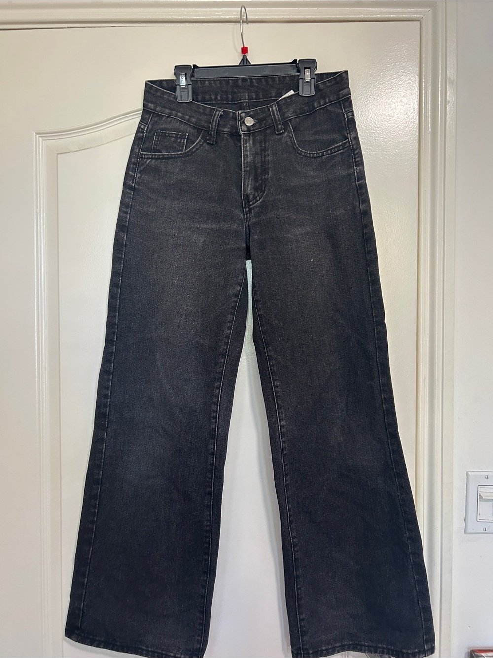 Classic Wide-Leg Low-Rise Women's Jeans - Black